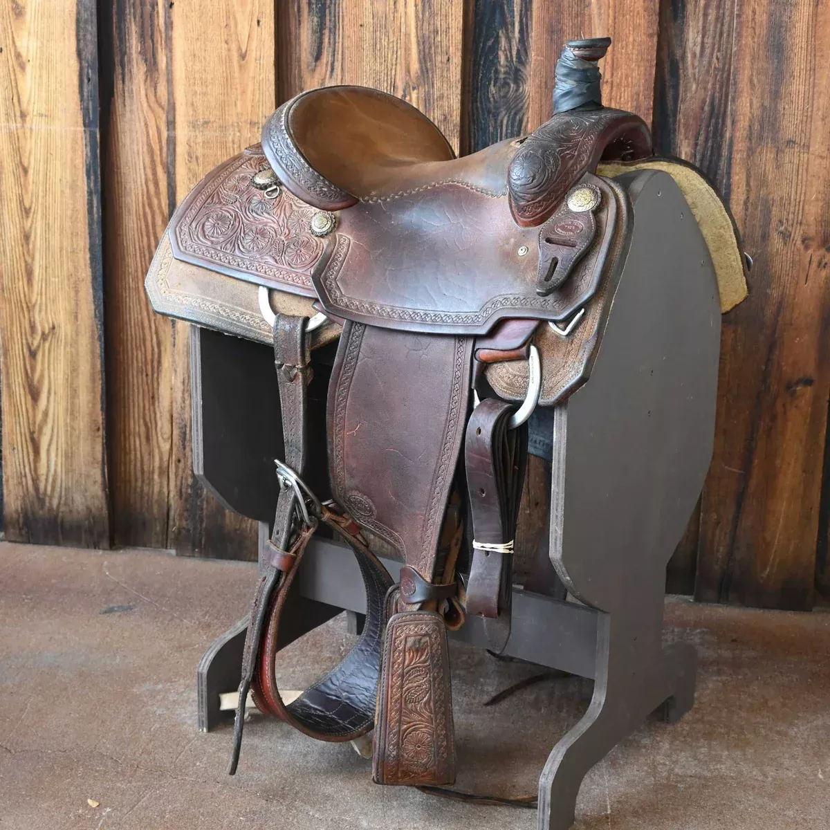 14" USED SOUTH TEXAS TACK TEAM ROPING SADDLE