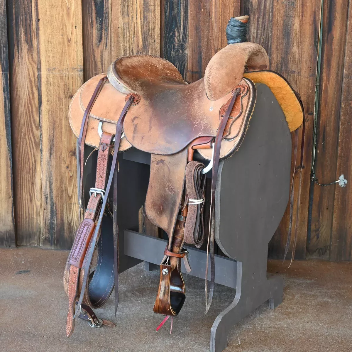 15.5" USED TESKEY'S PRO CUTTER RANCH CUTTER SADDLE