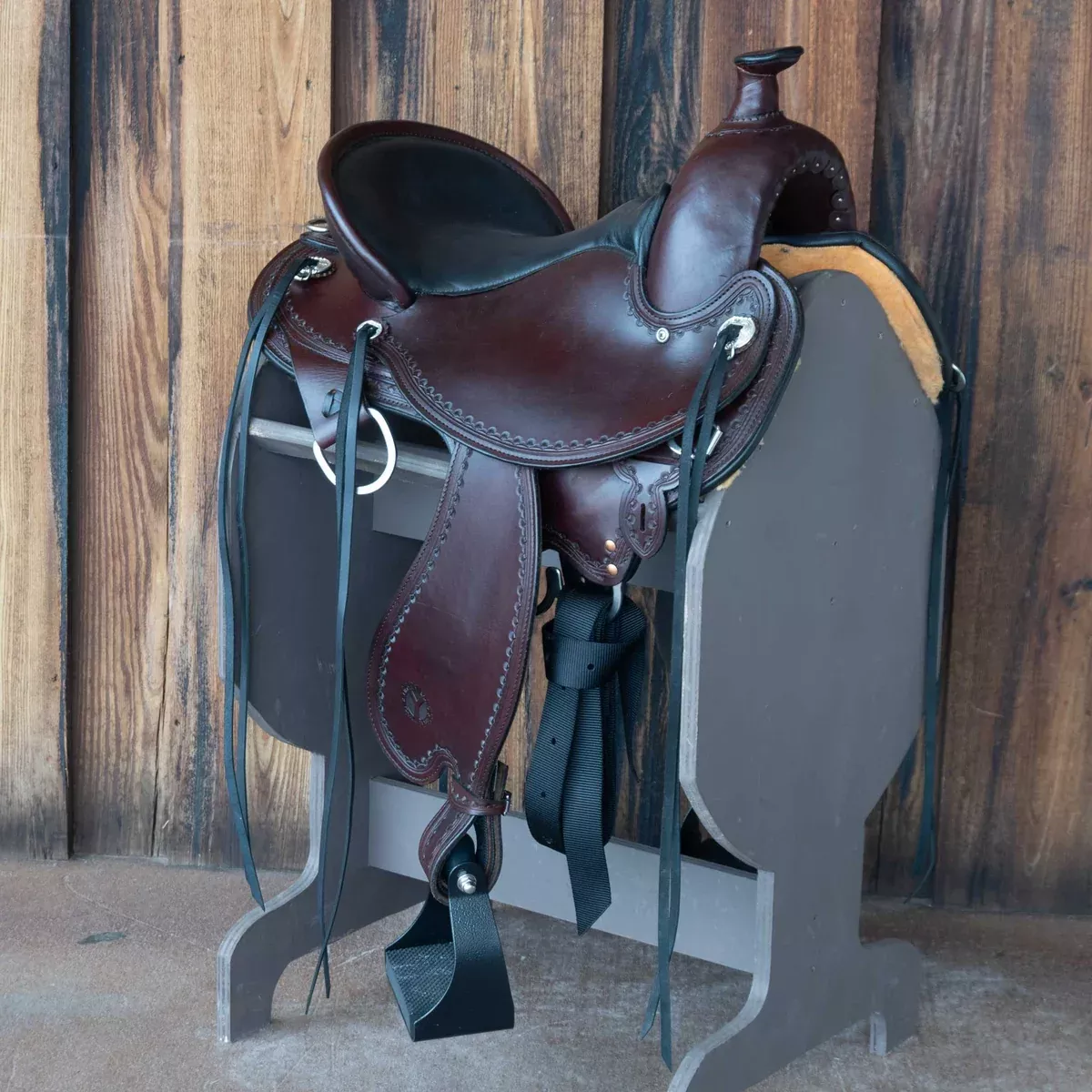 16"' CIRCLE Y KENTUCKY TRAIL GAITER SADDLE