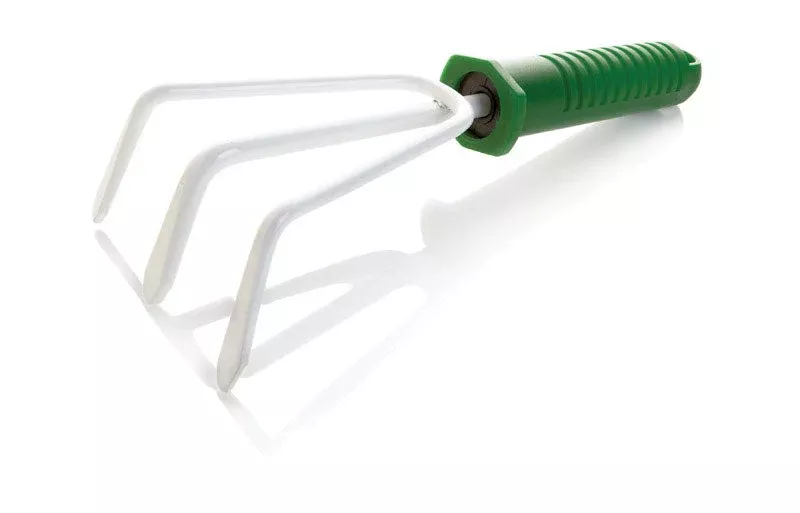 Ace 9" Poly Handle Cultivator