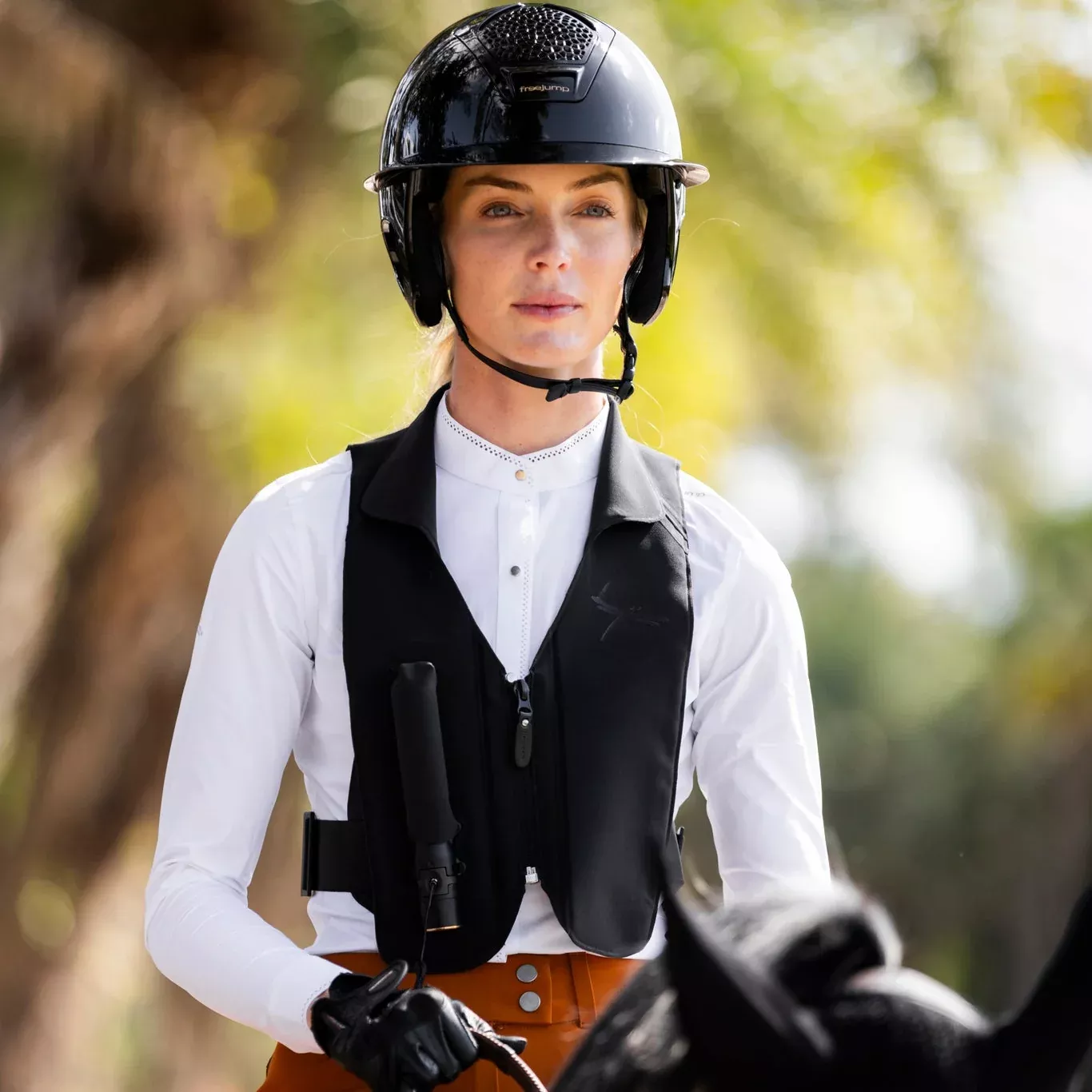 Air Vest Plume