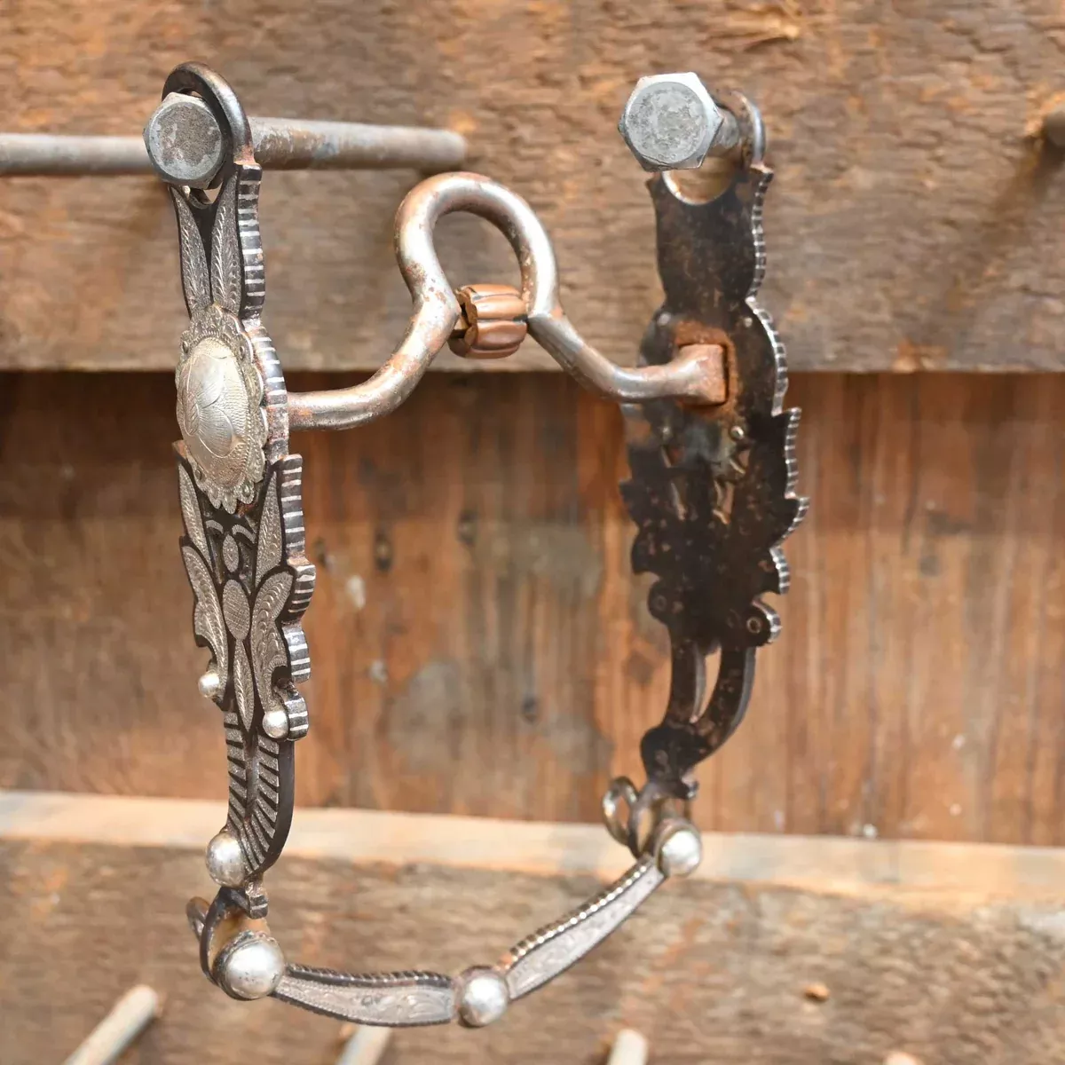 E Garcia Silver Engraved Solid Port with Copper Cricket