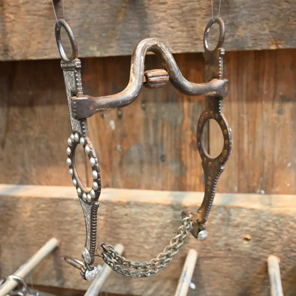 * EG Silver Mounted Solid Port