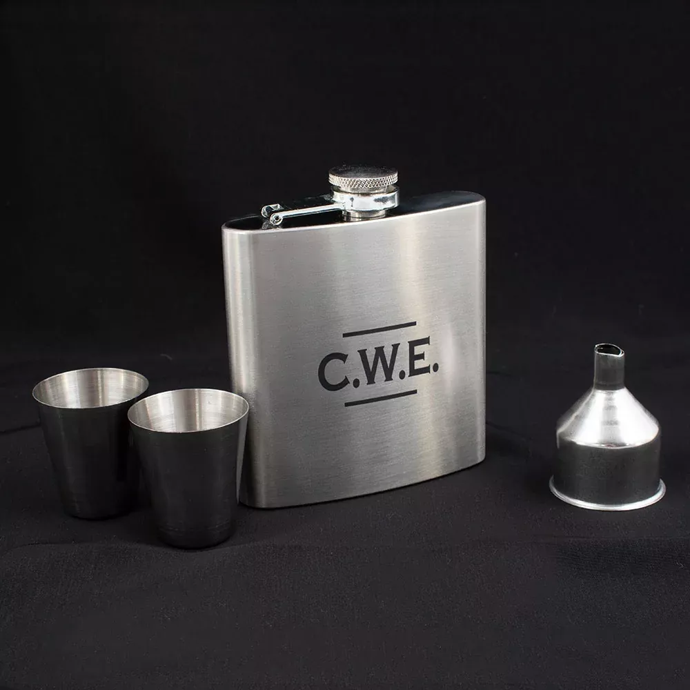 Engravable Flask Set w/Shot Glasses and Display Box