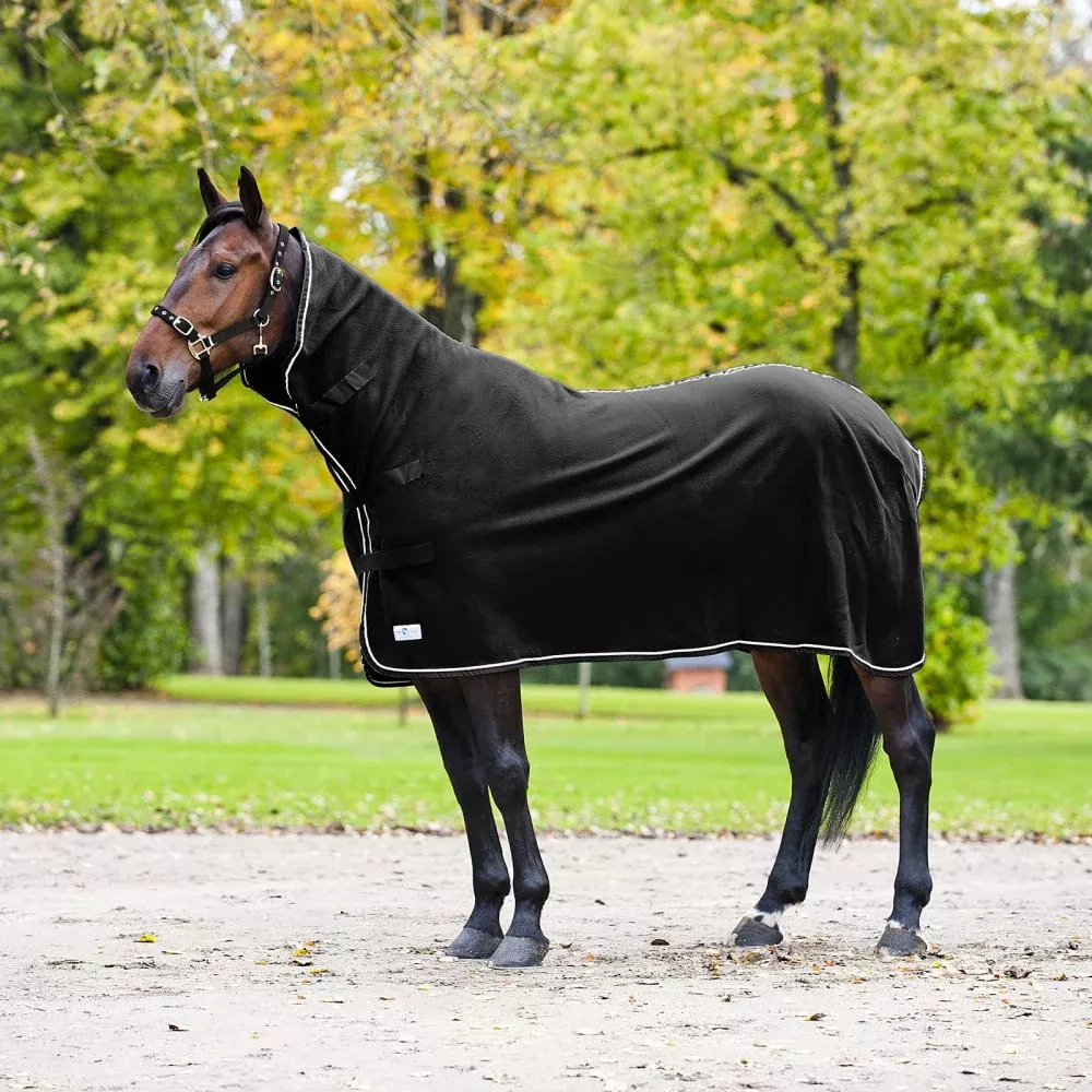 Finntack High Neck Cooler Blanket II