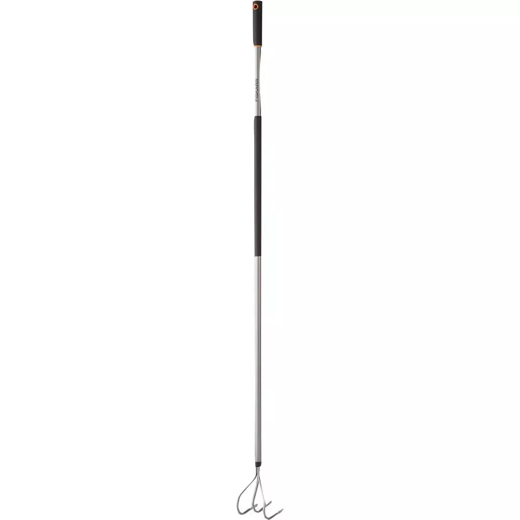 Fiskars Ergo Aluminum Long-Handle Cultivator, 64 in