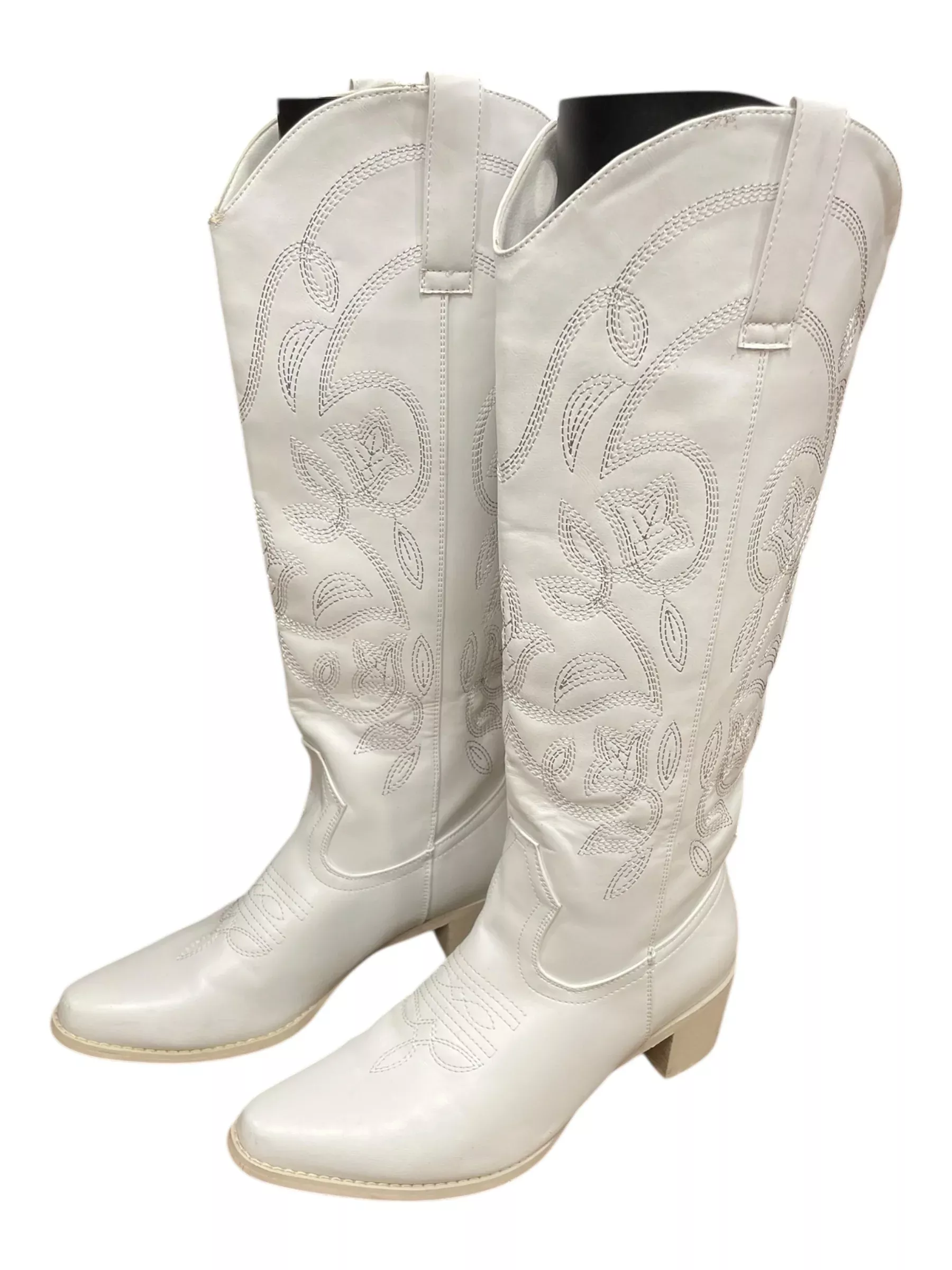 IUV Cowgirl Boots - White - 7.5 - USED