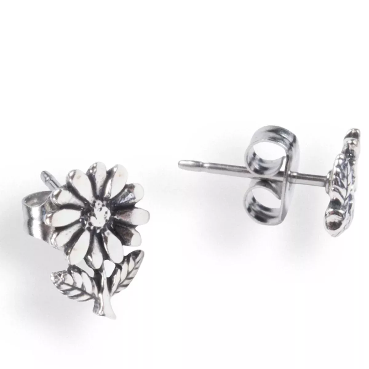 Mini Daisy Stud Earring