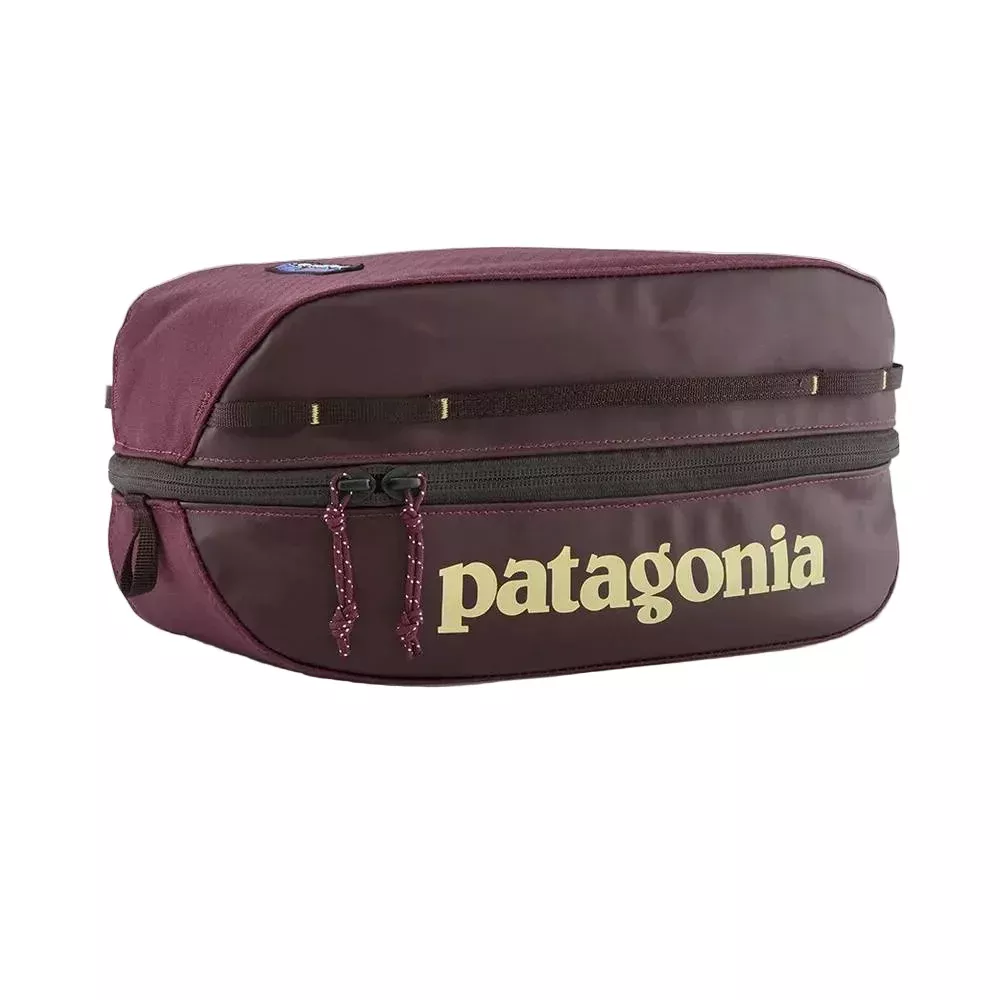 Patagonia 6L Black Hole Cube - Berry Fig
