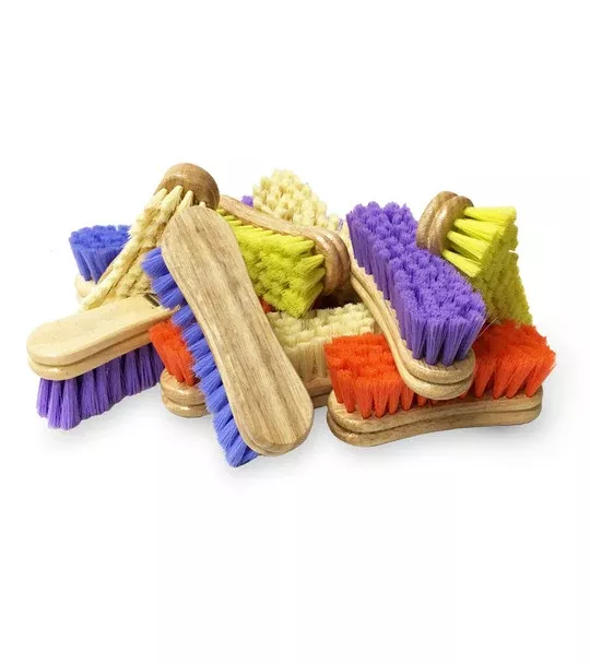 Pony Express Face Brush