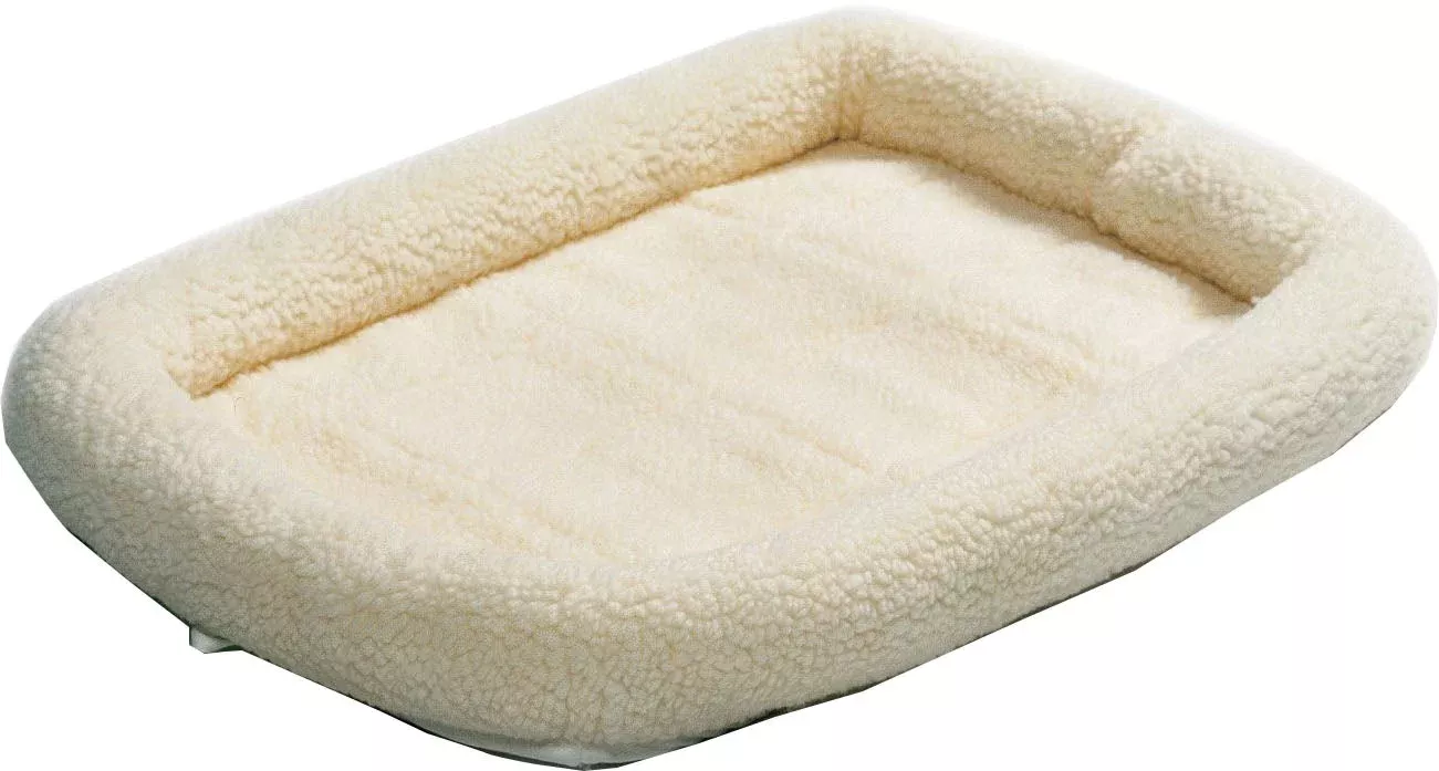 Quiet Time Sheepskin Bed 24x18 IN White