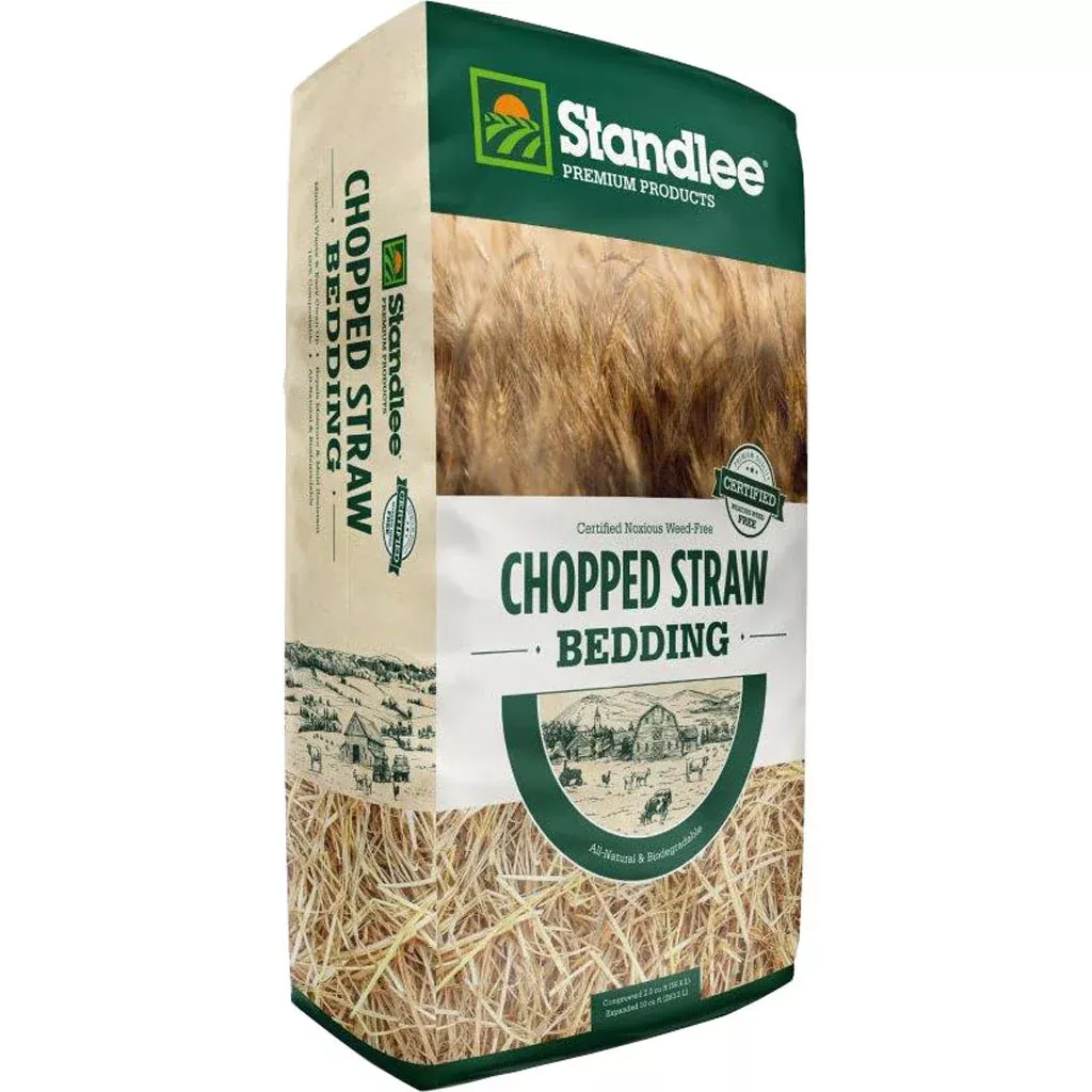 Standlee Certified Chopped Straw, 25 lbs