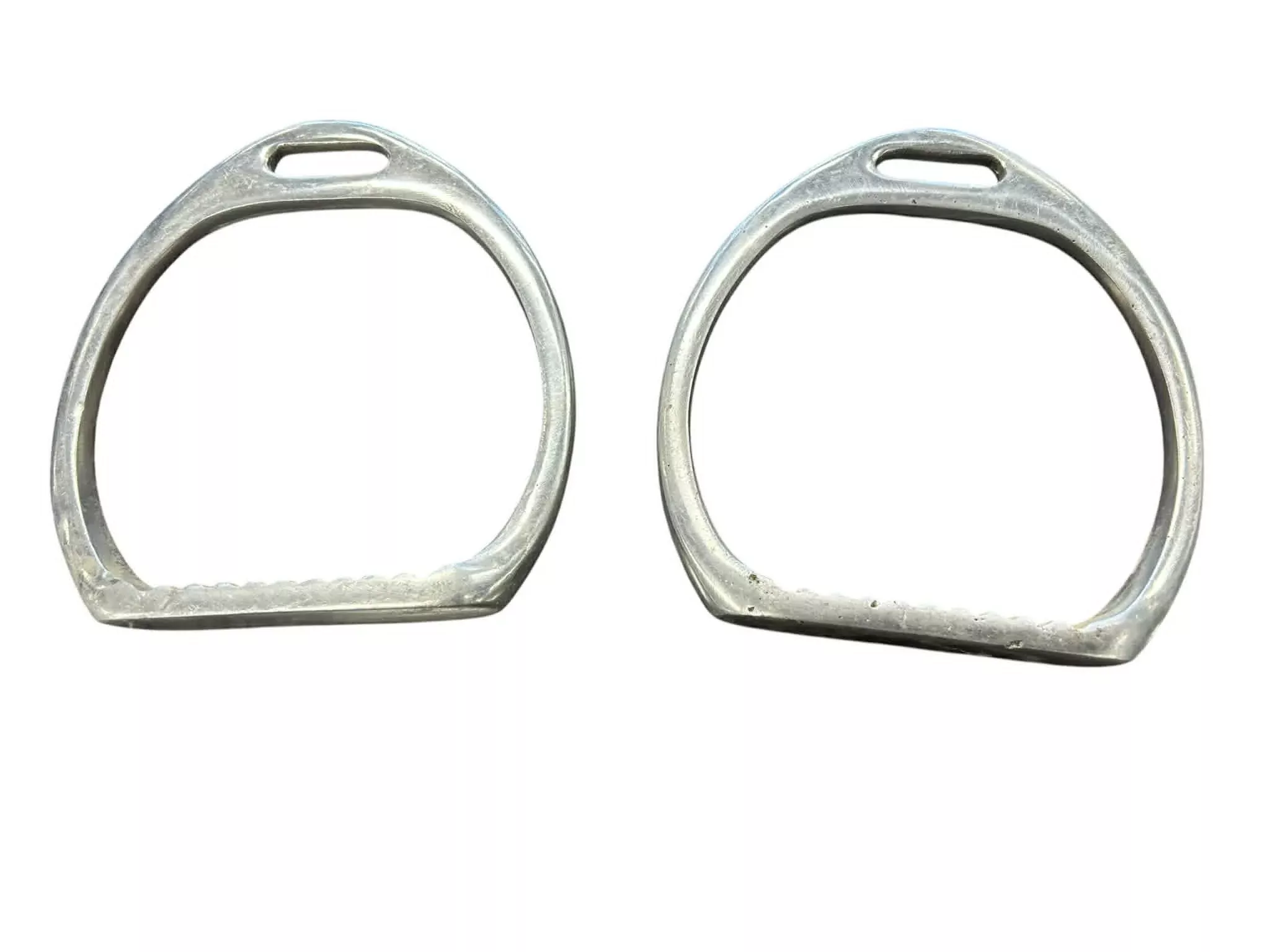 Stirrups - Approx 3" - USED