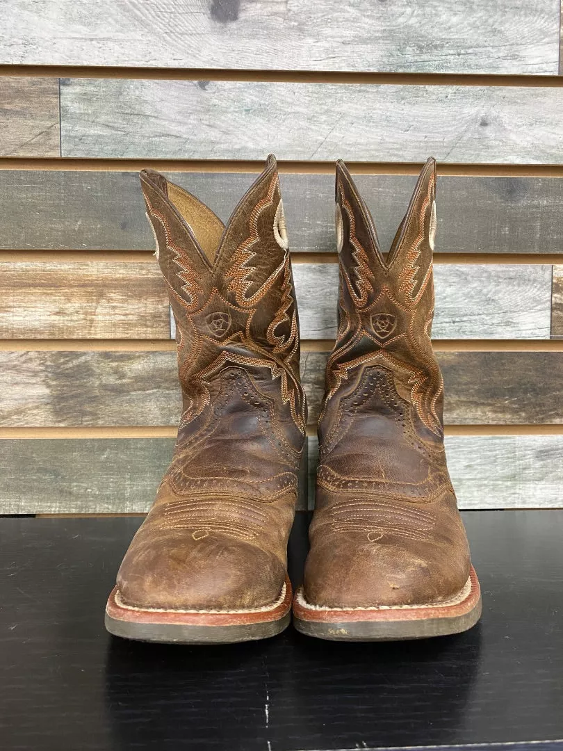 USED ARIAT Round Toe 6.5B Brown w/orange&white stiching