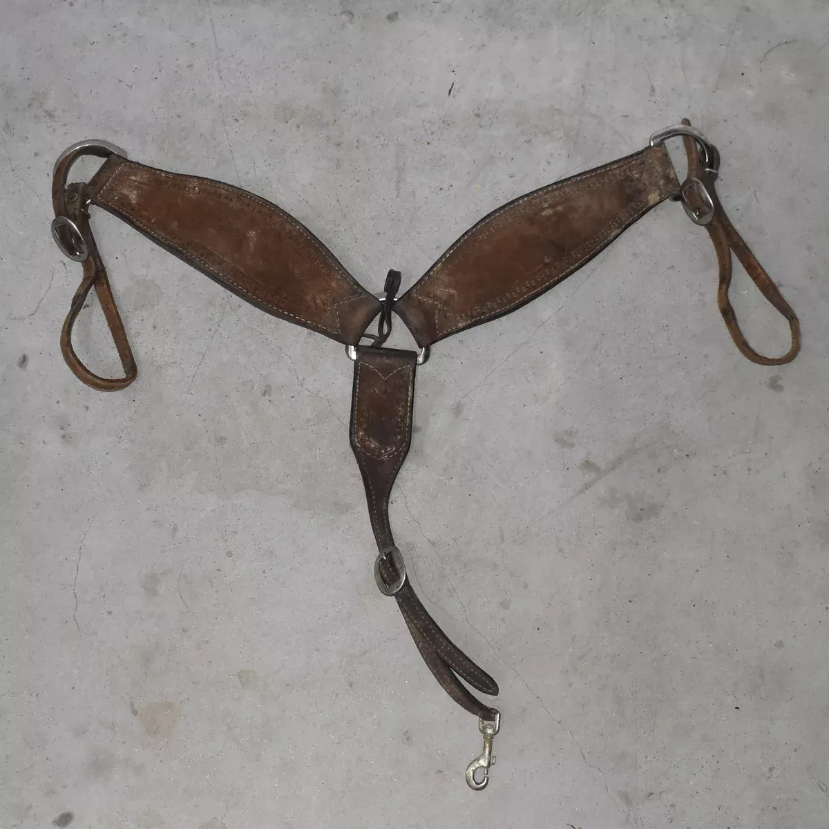 Used Rough-Out Breast Collar