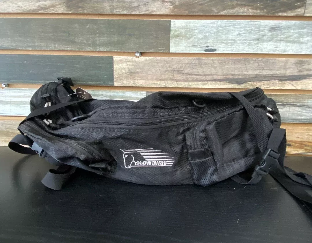 USED Stowaway Cantle Bag 22” Black