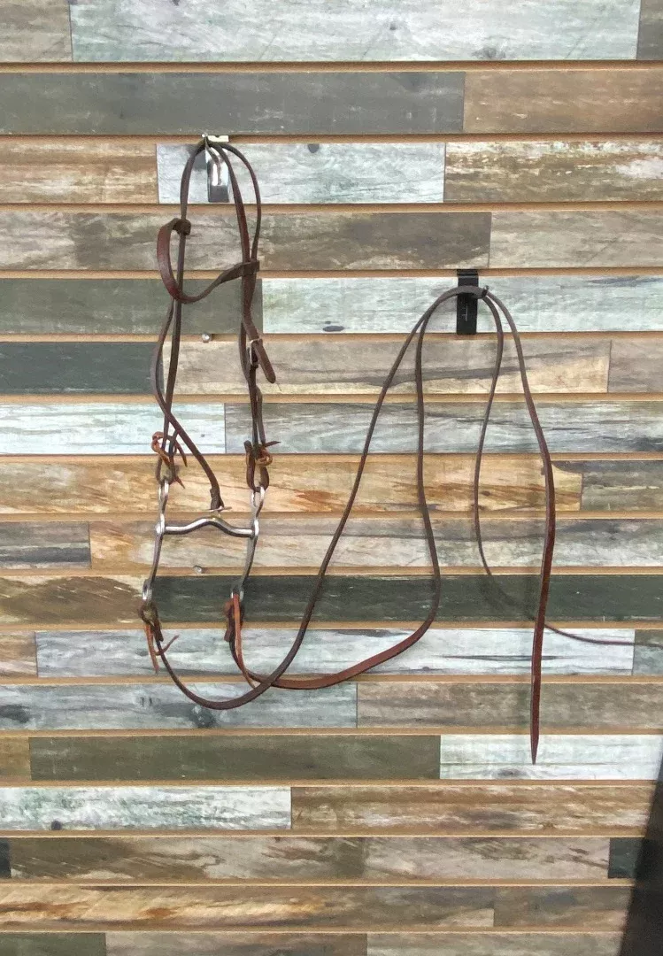 USEDLeather Headstall, Low Port Shank and Split Reins Pony/4" Medium Oil