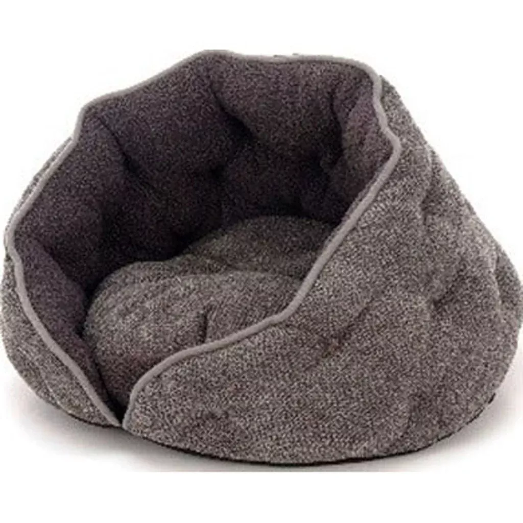 Ware Cuddle Pet Bed 18 x 18 x 12.25 in