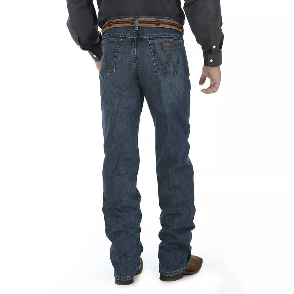 Wrangler Men's 20X 01 Competition Relaxed Fit Jean