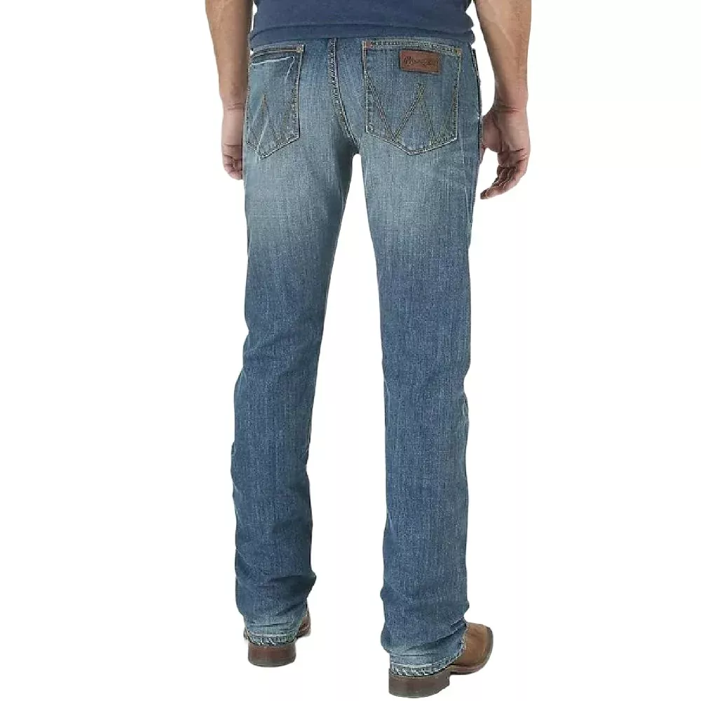 Wrangler Men's Retro Slim Straight Leg Jean
